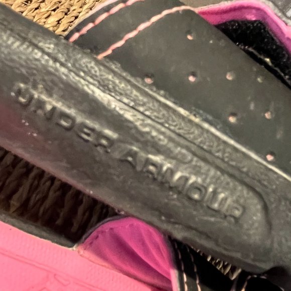 UNDER ARMOUR Slides Size 5 Barbie Pink and Black Beach Pool - Picture 11 of 12
